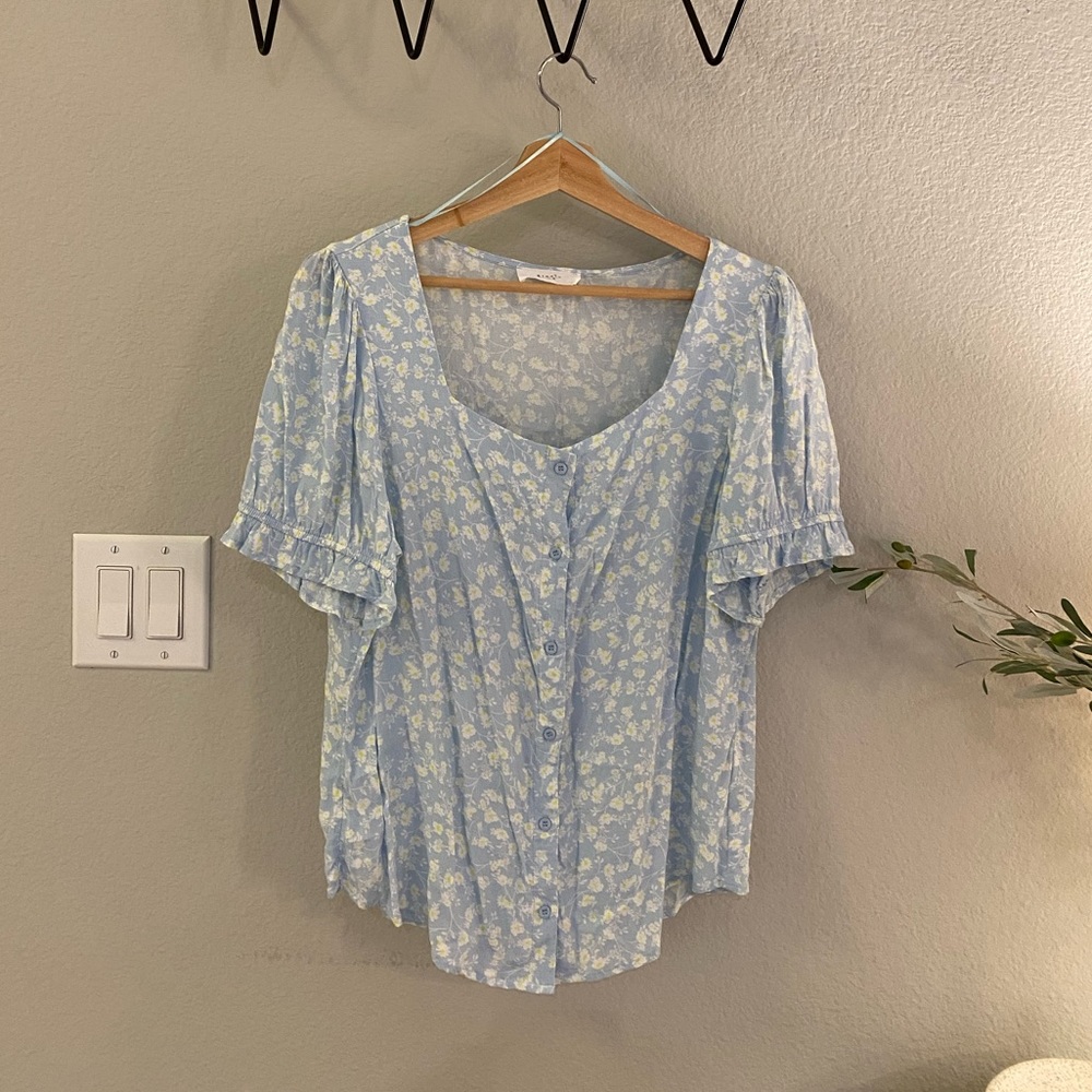 Elodie Light Blue and Cream Floral Button Front Blouse